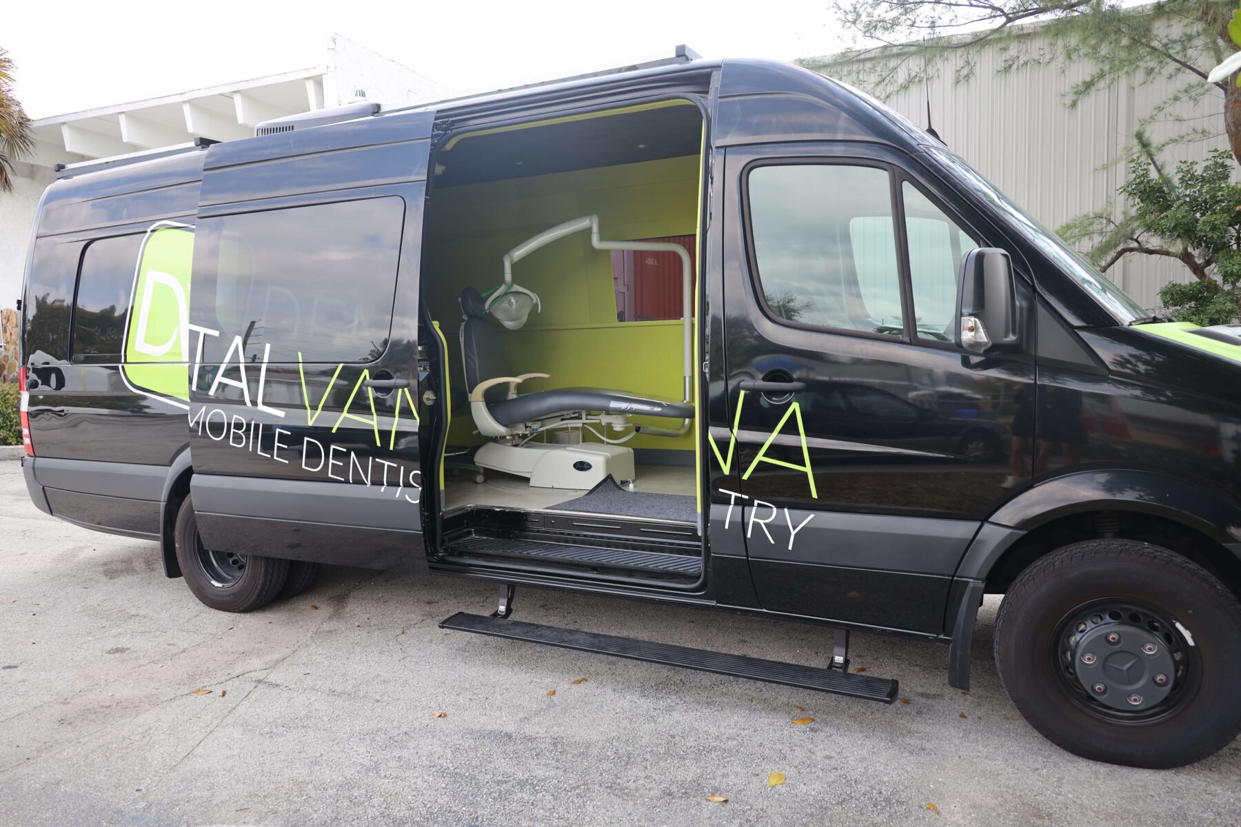 Mercedes Sprinter made into a dentist van